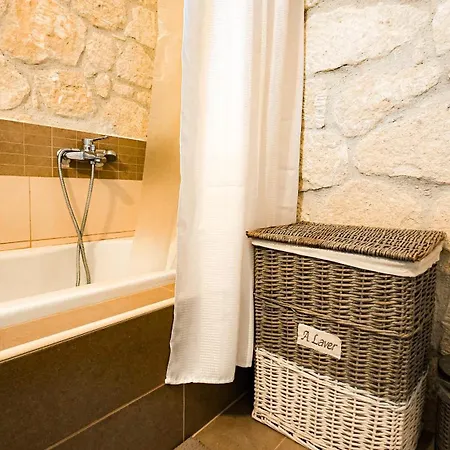 Villa Maria's Stone Heaven Retreat *