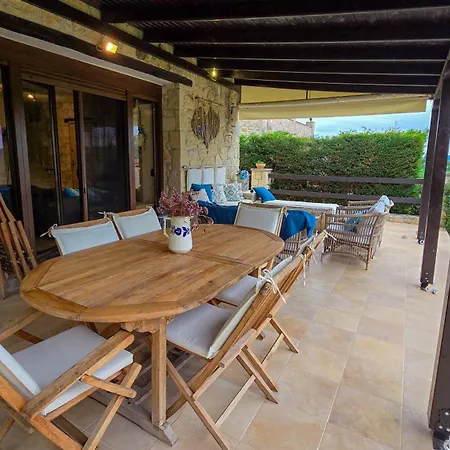 Maria's Stone Heaven Retreat Villa *