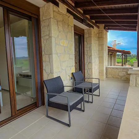 Maria's Stone Heaven Retreat Kalandra