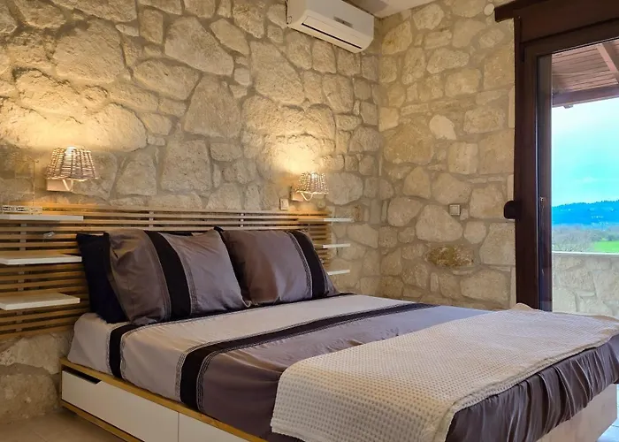 Maria's Stone Heaven Retreat Kalandra